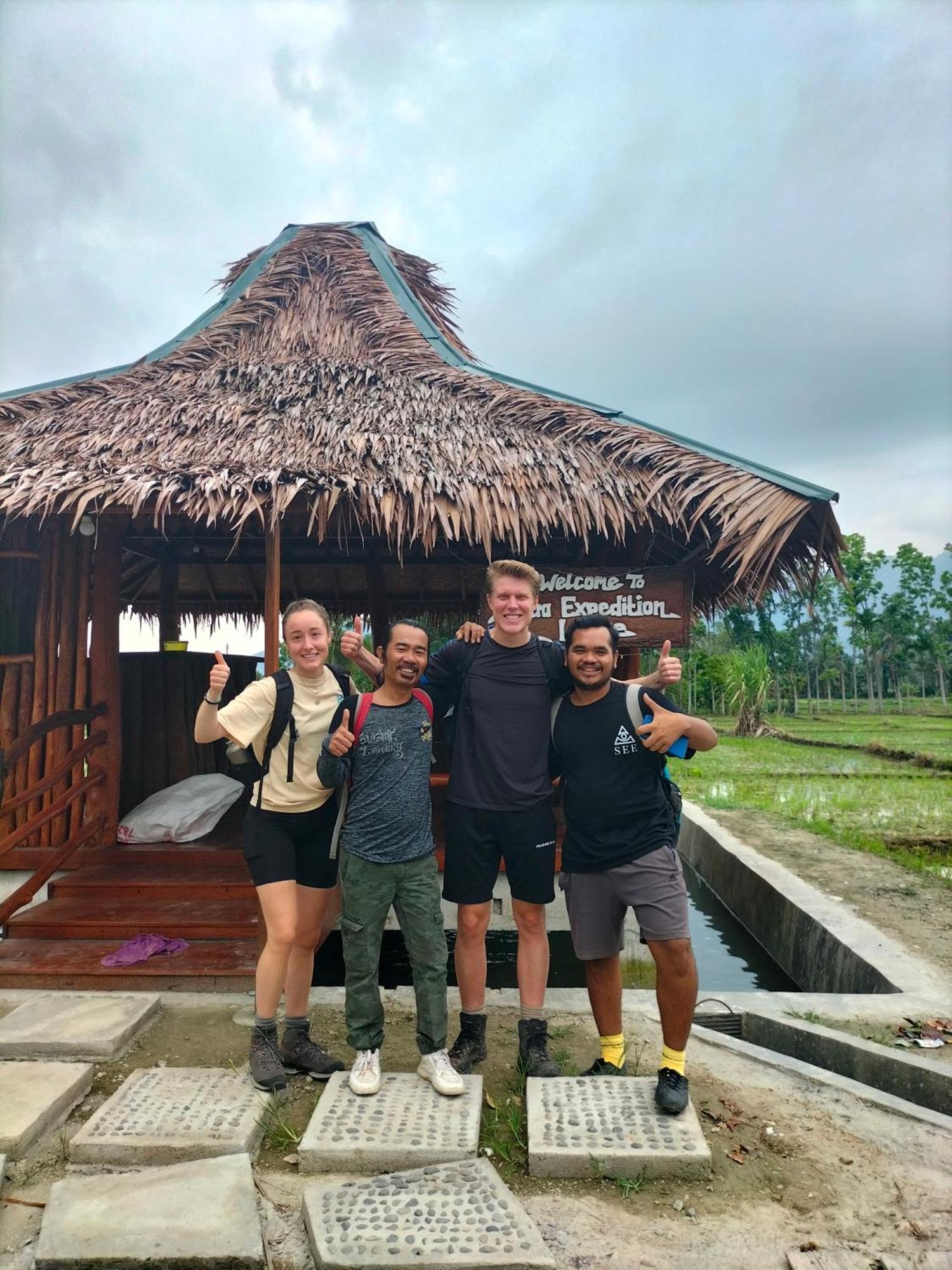 Sumatra Expedition Lodge Bukit Lawang Kültér fotó