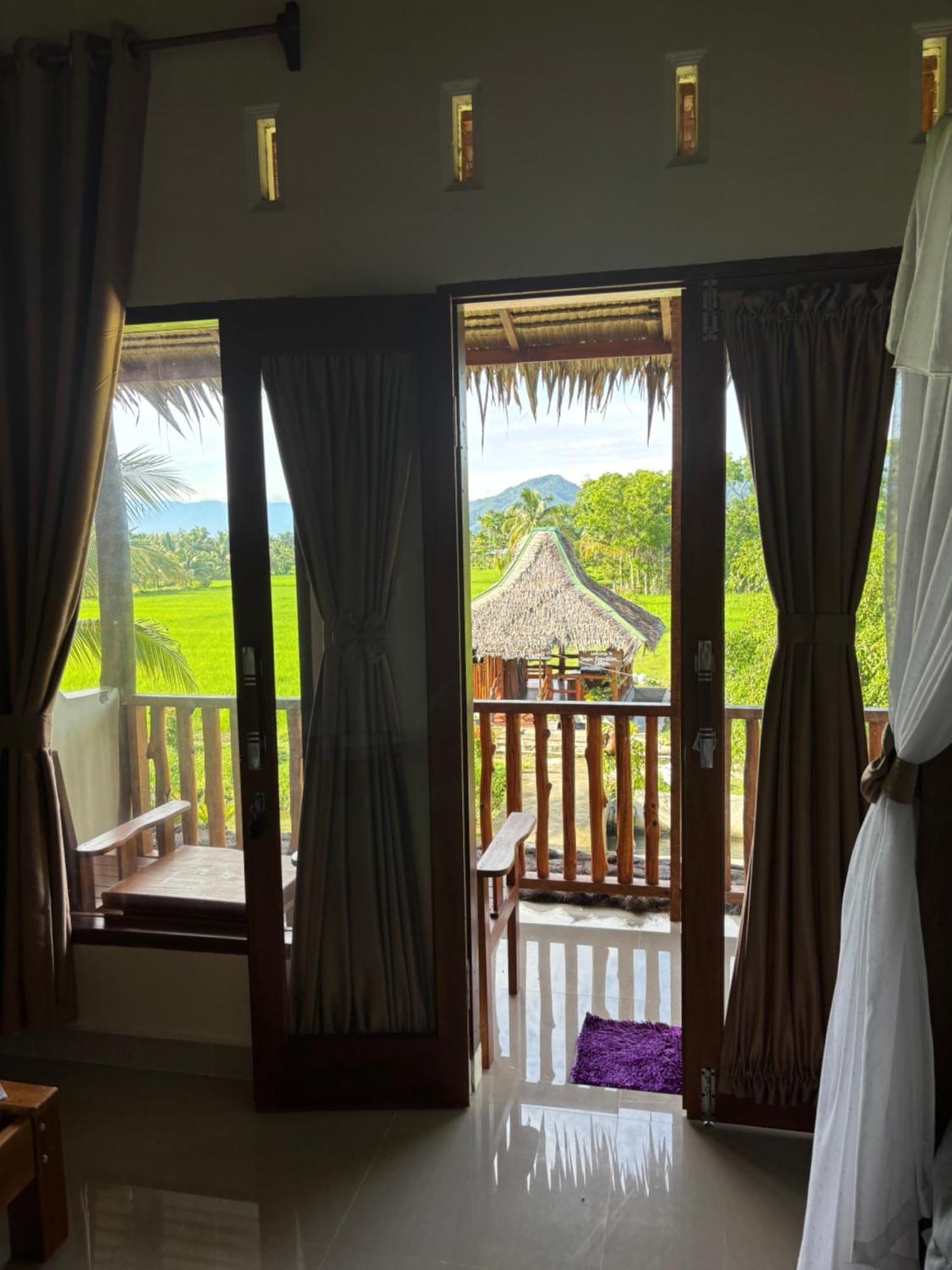 Sumatra Expedition Lodge Bukit Lawang Kültér fotó